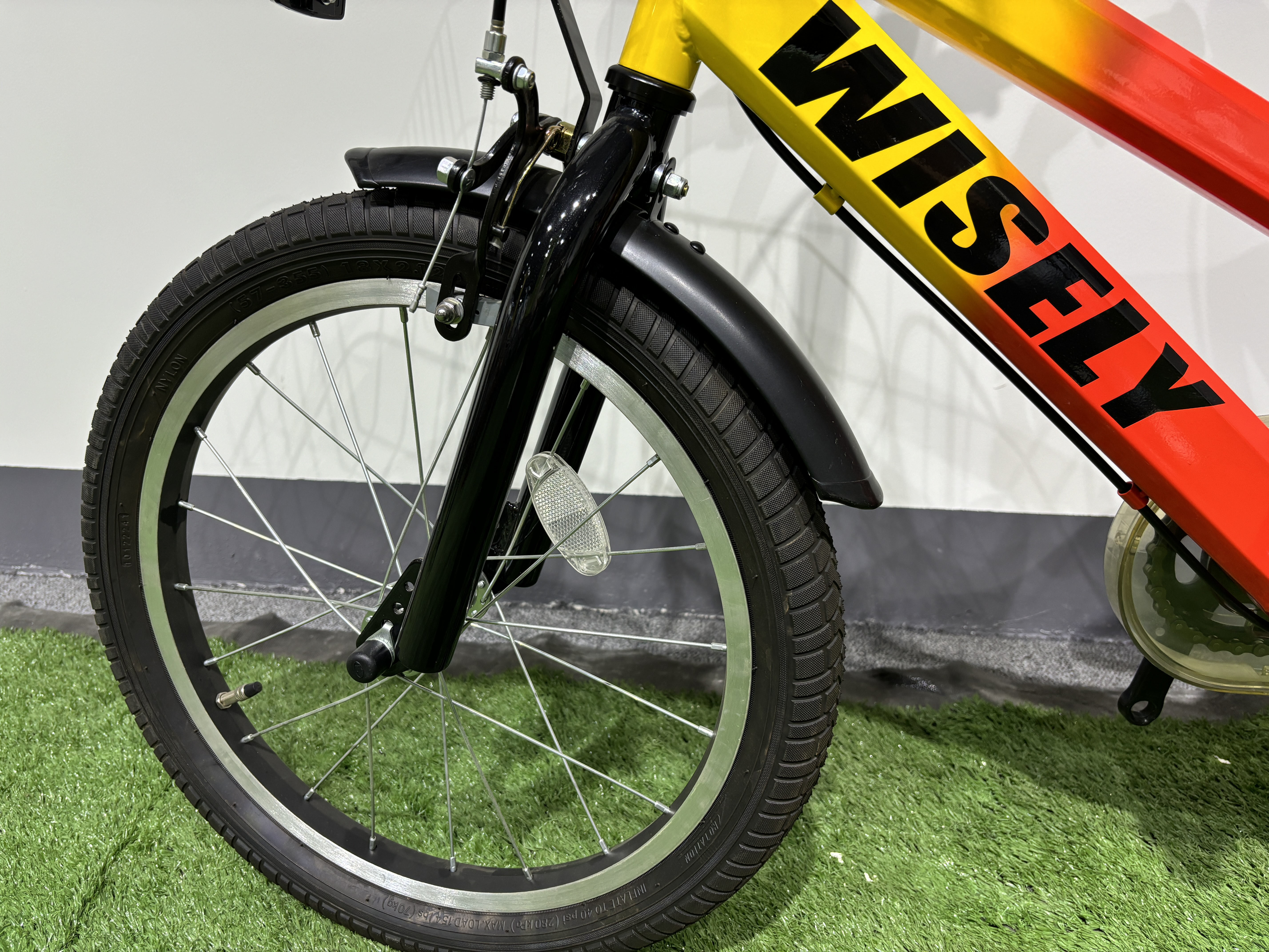 Aluminum Alloy Handlebar Light Childrens Bicycles for Little Adventurers