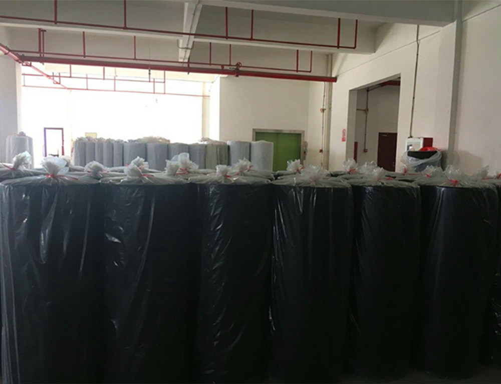 Gaoxin Black Activated Carbon Nonwoven Fabric Cloth Ideal for Waterproofing Projects