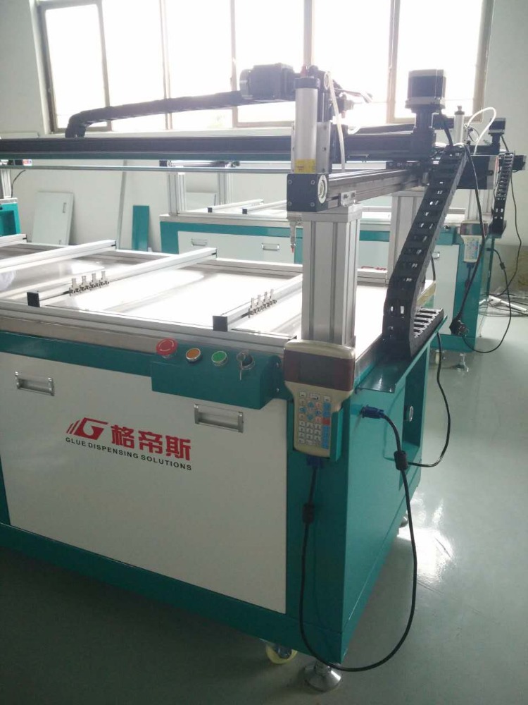 Three Axis Glue Dispensing Machine 1500*600*100mm Automatic Glue Dispenser Machine Customized