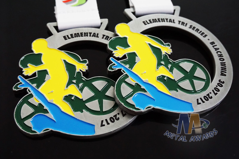 Customized Metal Award Medals Cut Out Design And Glitter Color