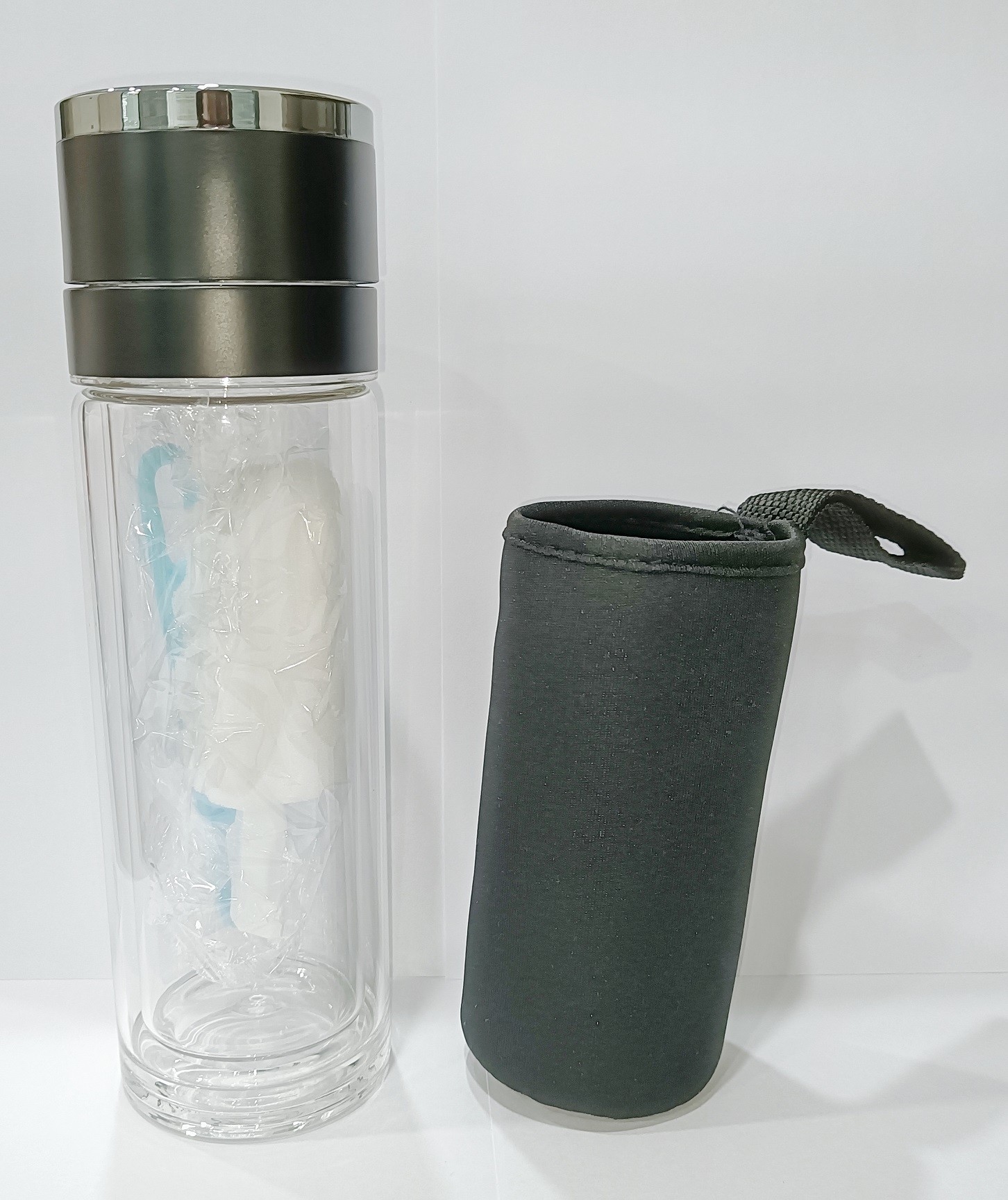 Largesize Glass Water Bottle Stainless Steel Push Opening With Cloth Sleeve Pouch