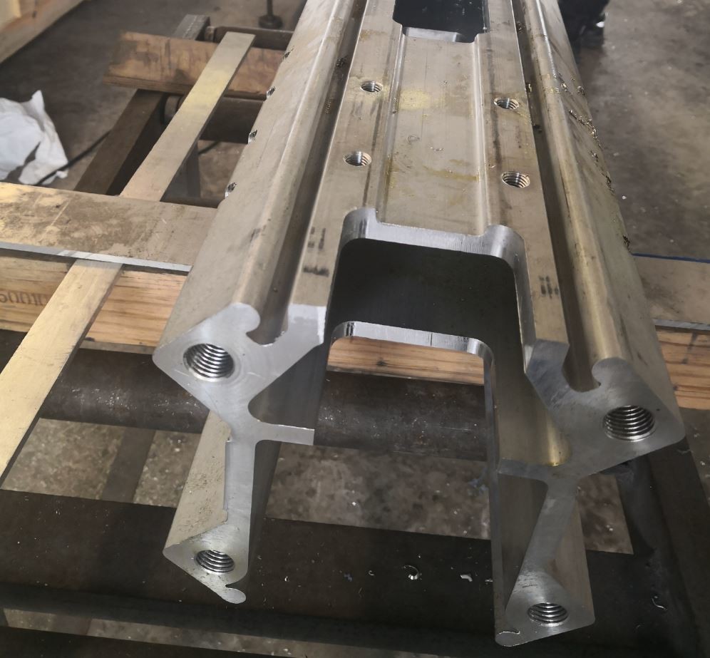 Machined 7.2m Long Aluminium Extruded Profiles 7020 T6