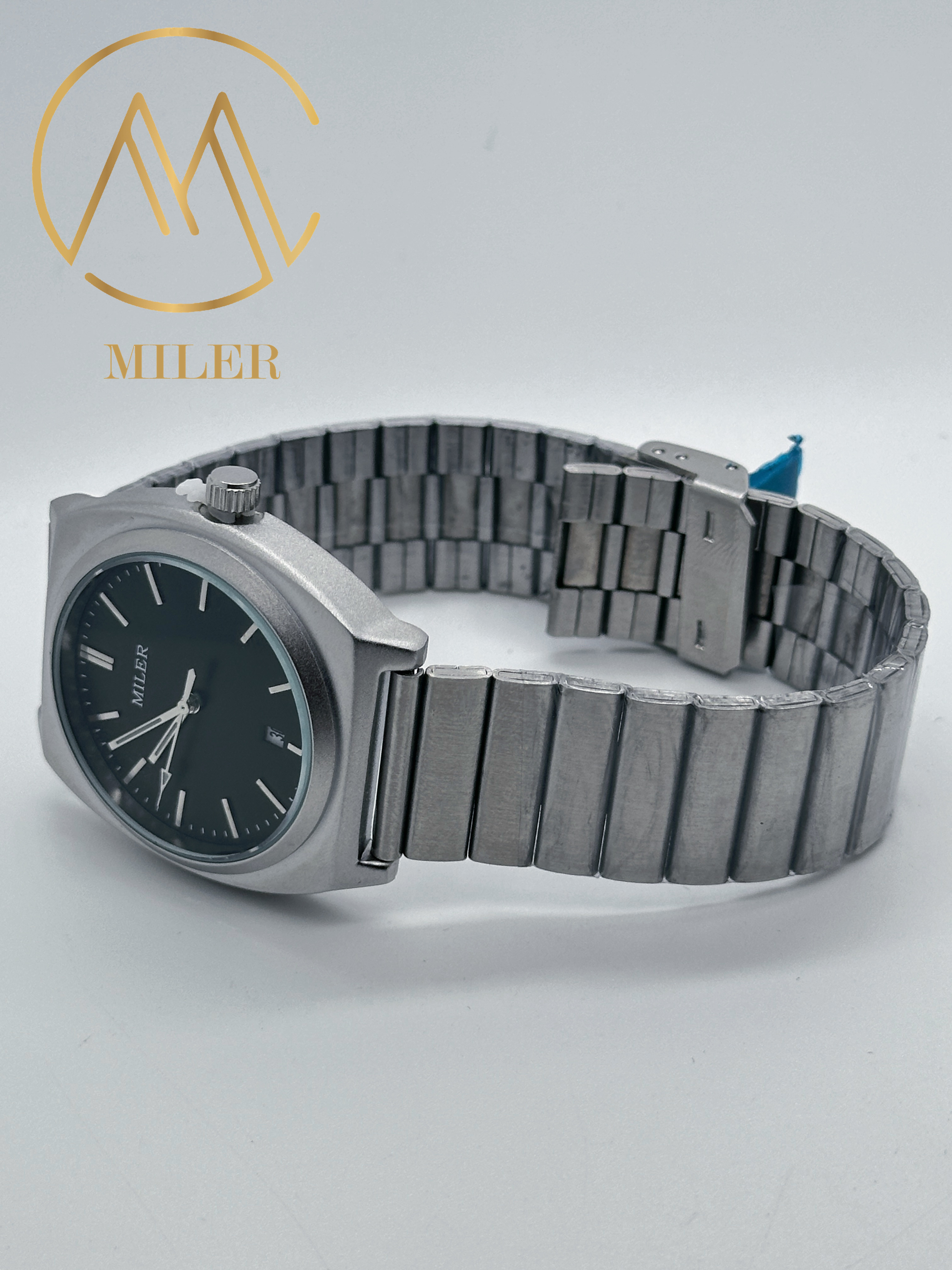 OEM Customized Logo Option Quartz Wrist Watch For Men With Classic Design