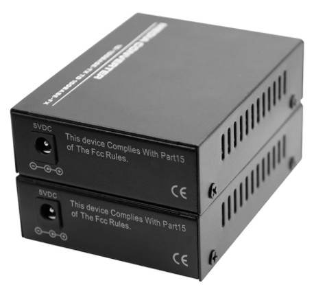 UTP 20KM Fiber Optic Media Converter 1310/1550nm 10/100M 2 Ports MDI