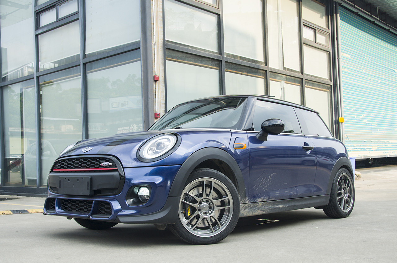 Mini R56 R53 R55 4 Piston BBK Brake Kit 300mm 330mm 345mm Rotor Front Wheel 16 Inch 17 Inch 18 Inch