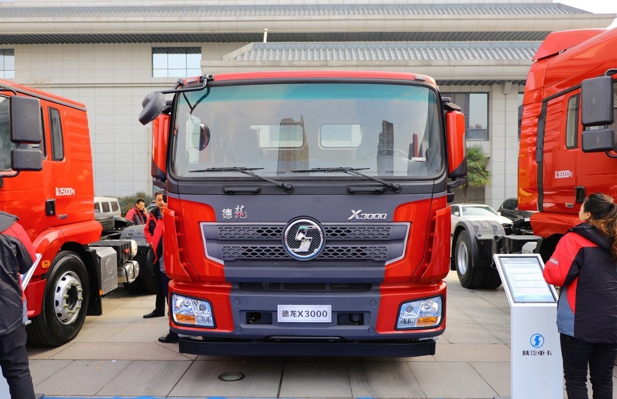 Shacman X3000 6X4 Mining Crane Heavy Truck 10 12 Wheeler Tractor Trailer Trucks