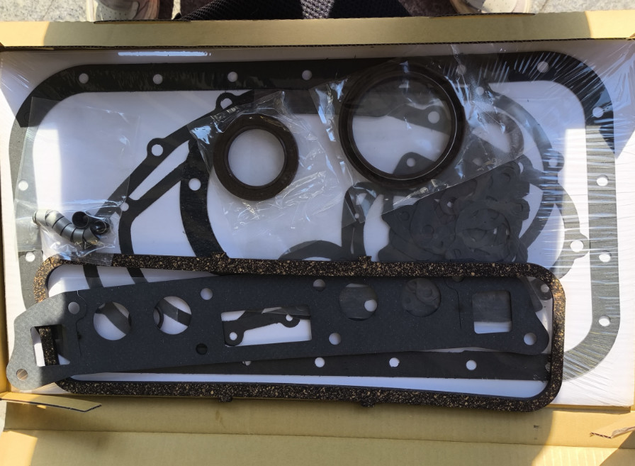 Nissan H15 Engine Model Steel Valve And Guide