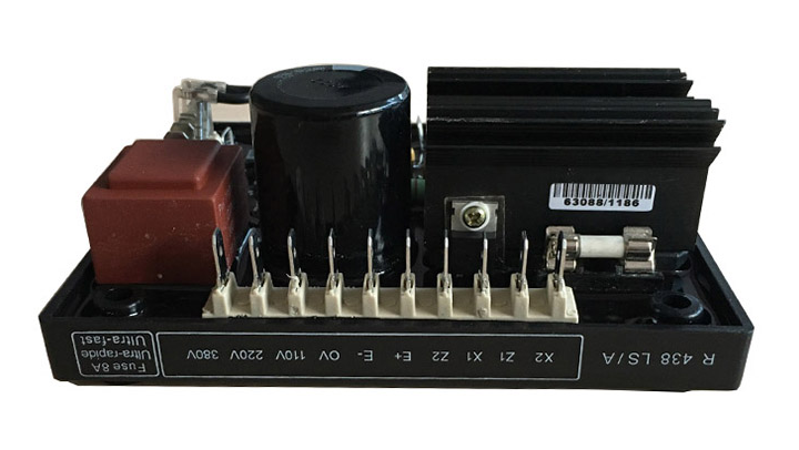 R438 AVR