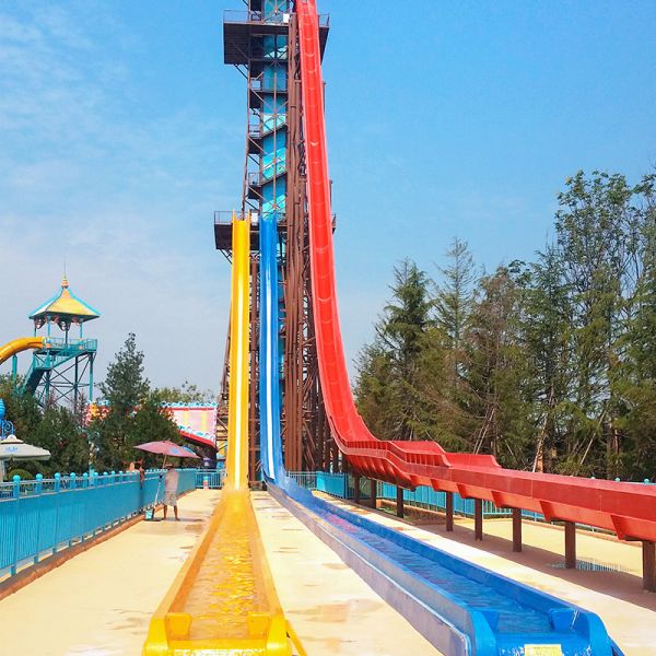 High Speed Tall Water Slide 30m Height Vertical Drop Water Slide For Parks Resorts