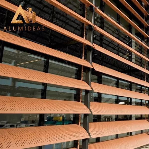 Metal louvers facade