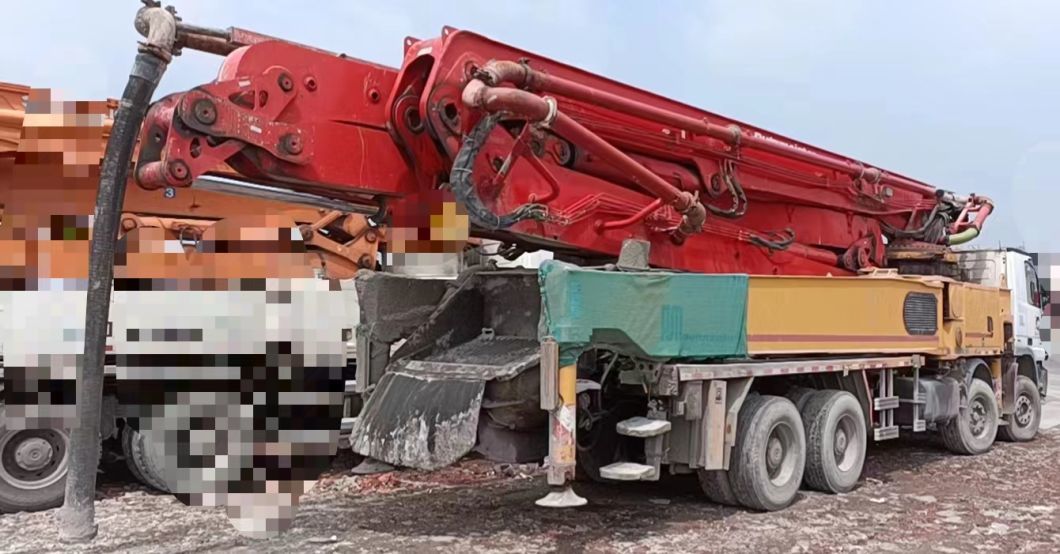 Perfect Performance 2013 Putzmeister 56m Concrete Pump Mounted Beton Pump on Benz Chassis Sale in Factory Price