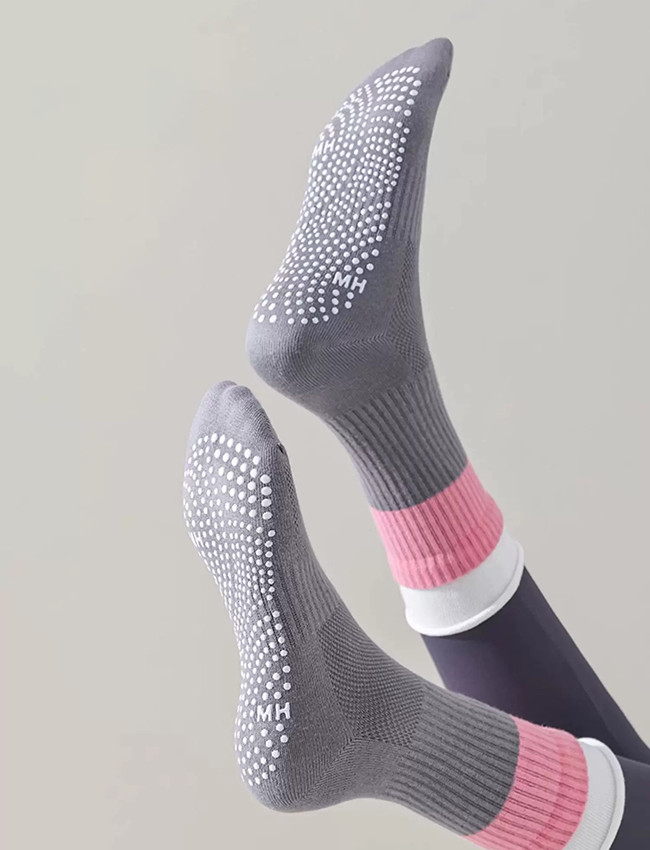 Colorful Fitness Gym Non Slip Yoga Socks Women Pilates Crew Grip Socks