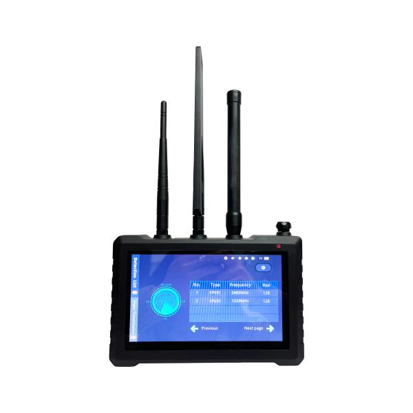 1.5km 70MHz-6.2GHz Full-band Drone Detector 500MHz-6GHz FPV Full Coverage Video Captureand Storage 1+N Working Mode With Watches Team Collaboration