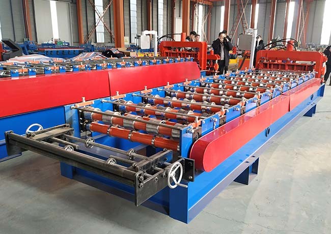 Antique Roof Glazed Tile Roll Forming Machine 45# Steel Material Dimension 7.5*0.8*1.5m