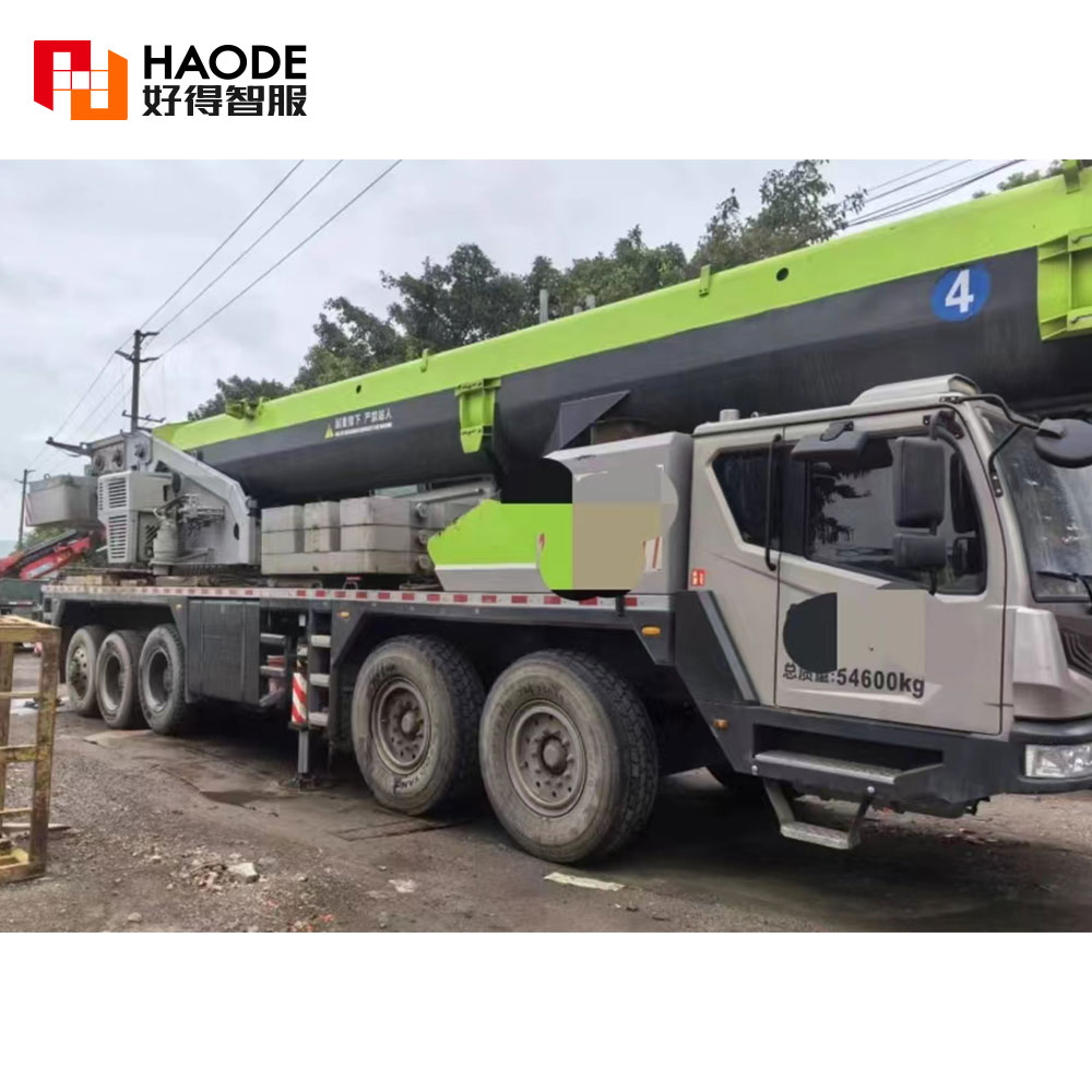 80000kg Rated Loading Capacity 2022 Zoomlion 100A7 100 ton 75m Arm Length Truck Crane