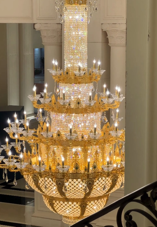ODM OEM Golden Luxury Large Modern Entry Chandeliers For High End Commercial Buildings