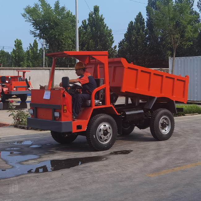 U Type Bucket 73HP Mini Articulated Truck 5 Ton Red Tipper Truck High Safety