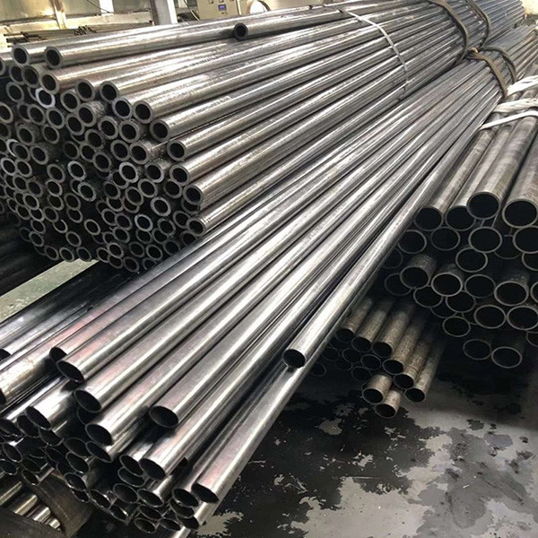 Carbon Cold Rolled Seamless Steel Pipe DIN 17175 6-12m