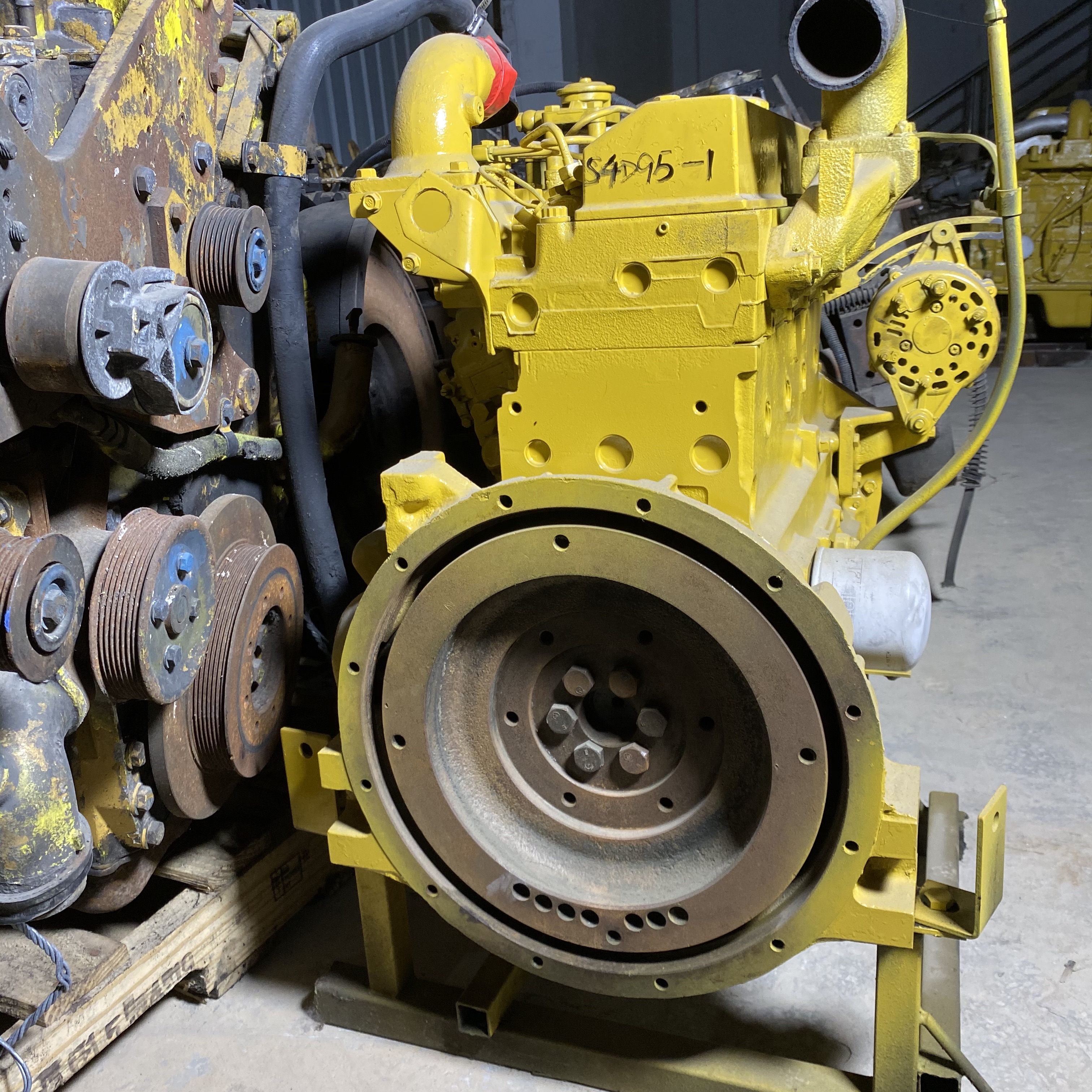 Single Cylinder S4D95-1 CAT Excavator Engine Construction Machinery Air Cooled