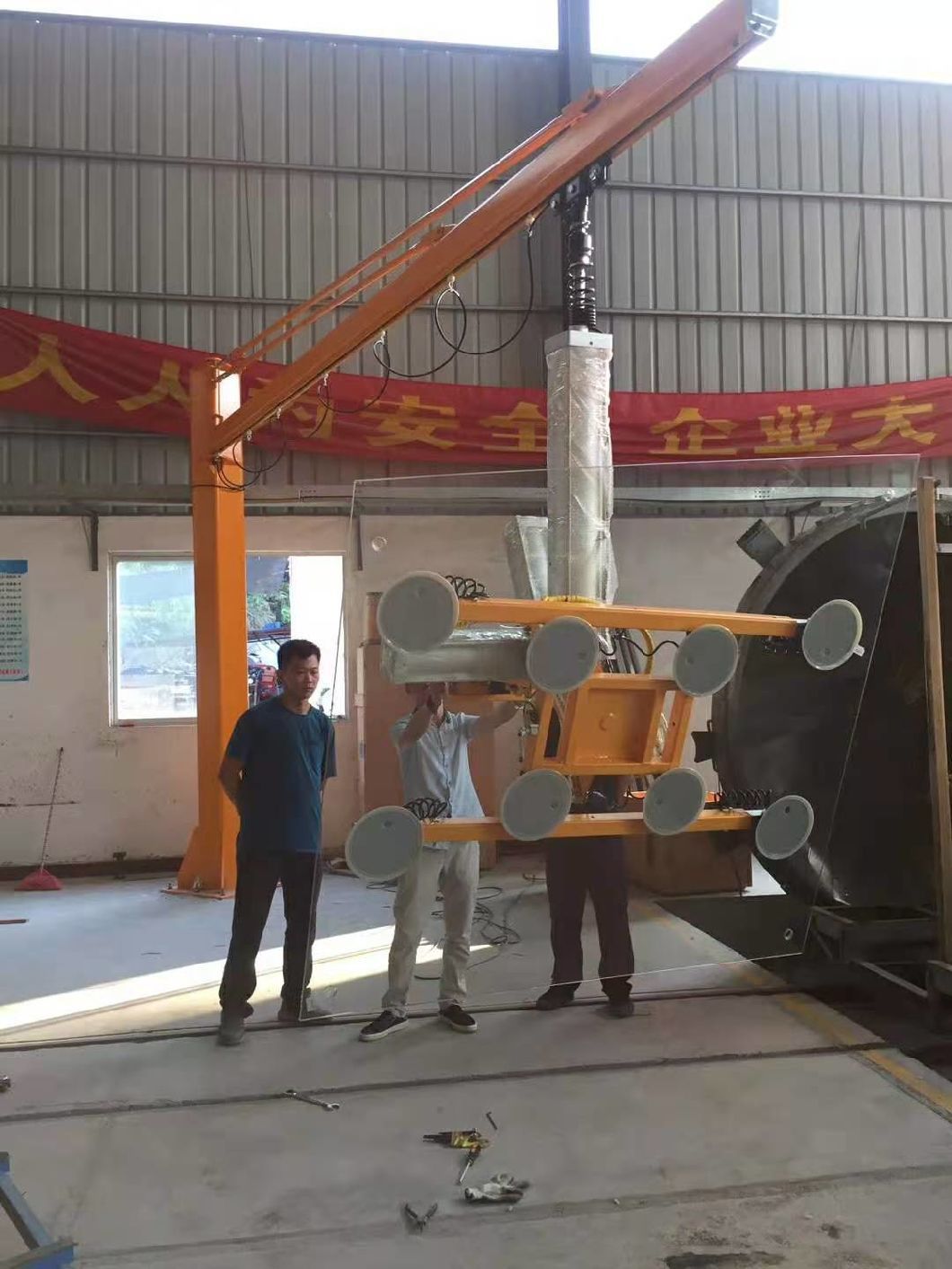 Glass Crane Vacuum Glass Suction Crane Lifter for Shop Glass with Sucking Capacity
