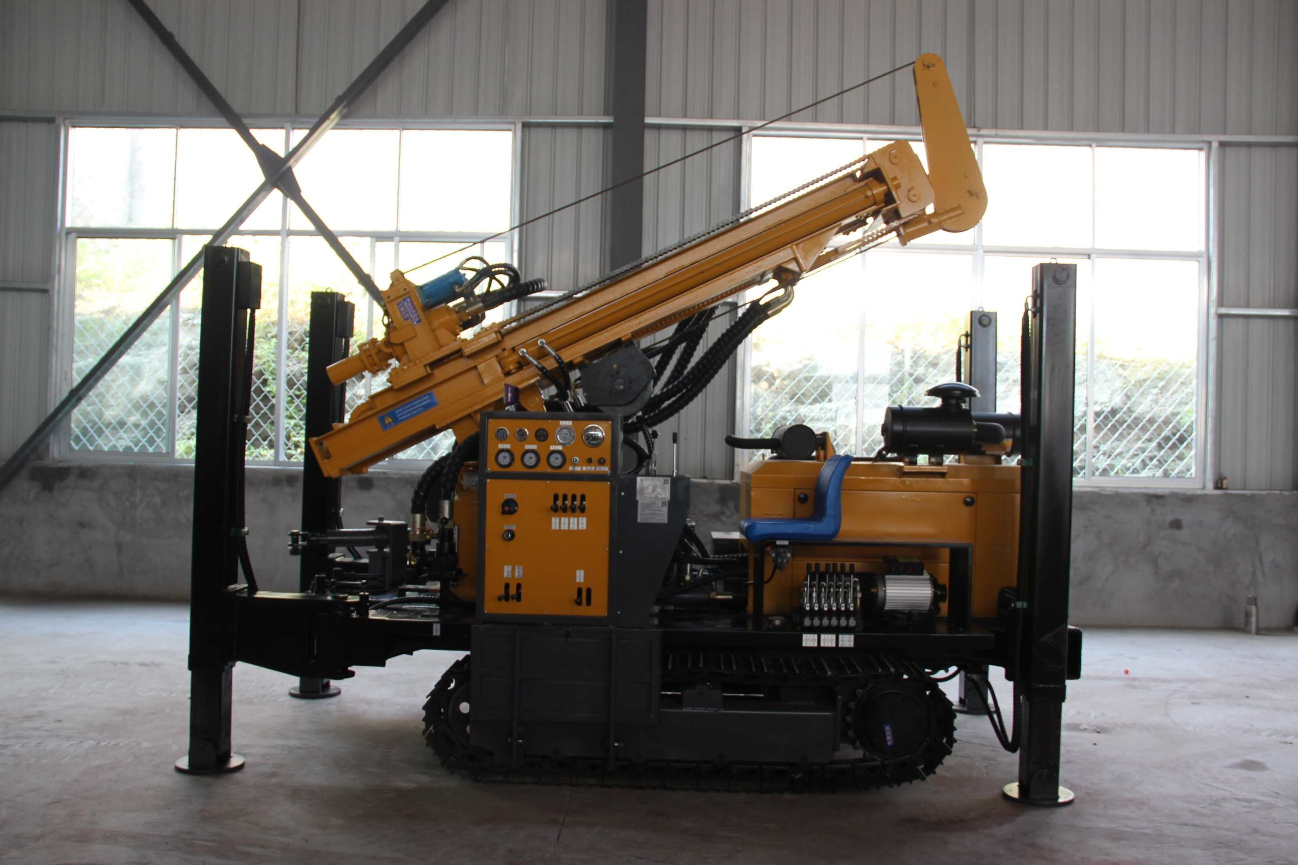 Well Drilling Rig 300M