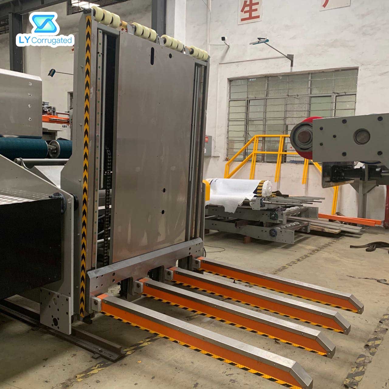 380V Auto Feeder Machine Low Noise For High Speed Folder Gluer