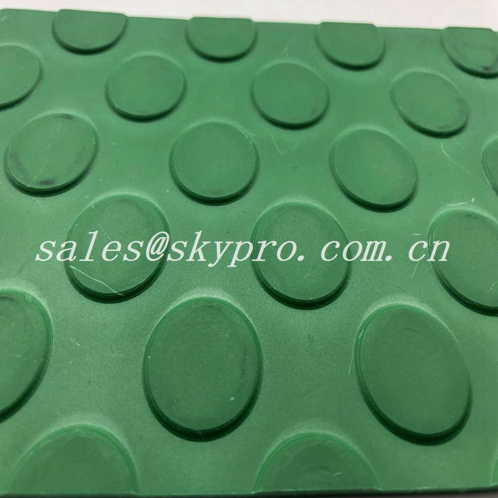 Waterproof PVC Anti - Skid Plastic Sheet , Bathroom Walkway Vinyl Floor Carpet