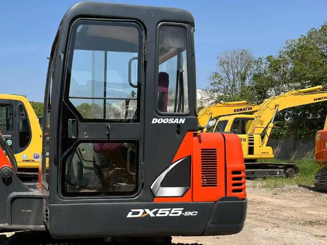Doosan DX55-9C Excavator Cab