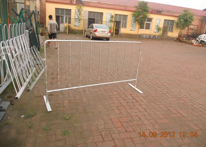 Metal Crowd Control Barricades , Steel Crowd Barriers For Construction Sites