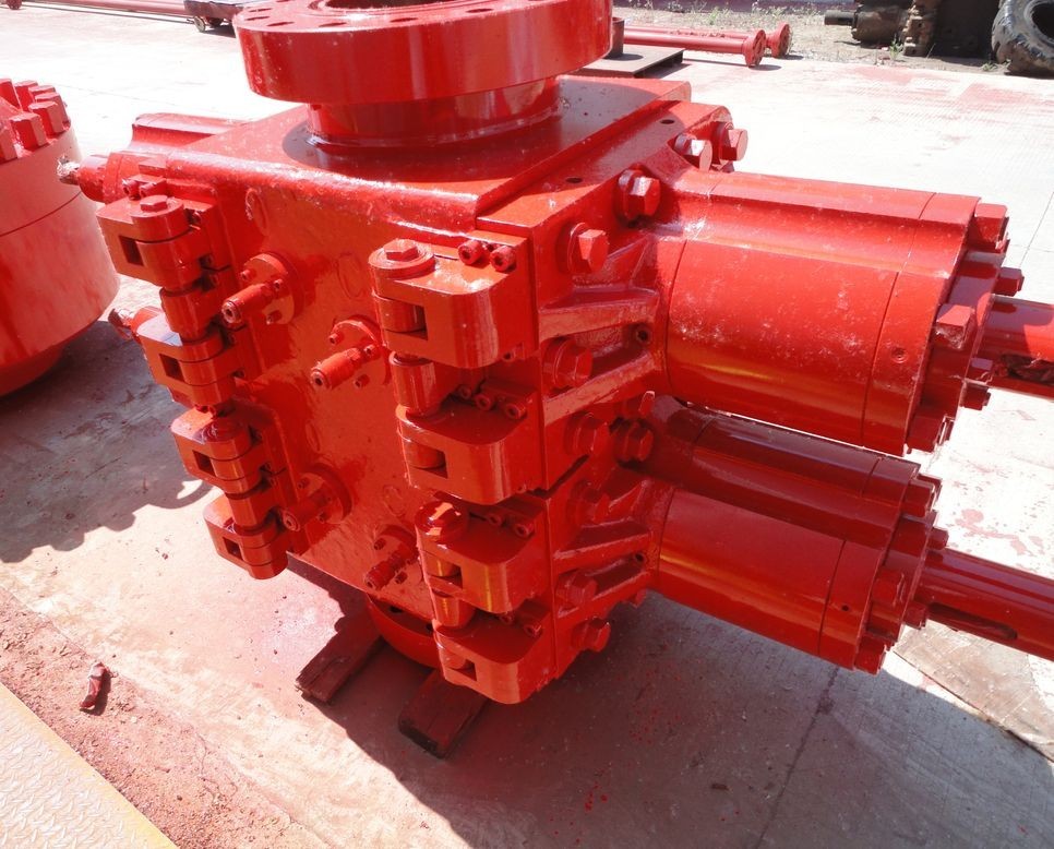 API 16A Double Ram BOP Blowout Preventer Hydraulic Operated For Well Control