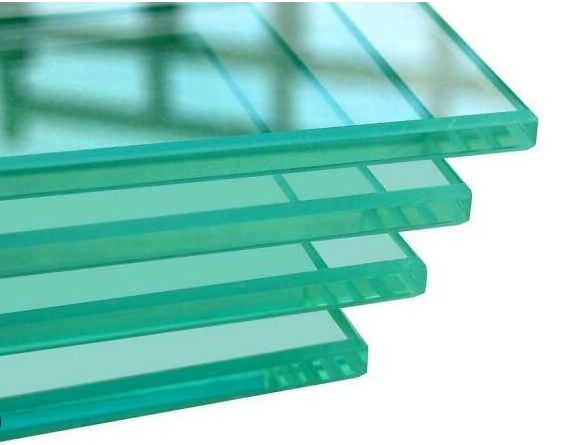 Qualified/High Transparency Clear Glass with Application to Building/Furniture/Automobile