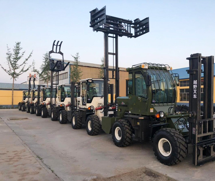 Diesel Operated 3.5-5.0ton Four Wheel Drive Forklift Rugged Terrain Forklift