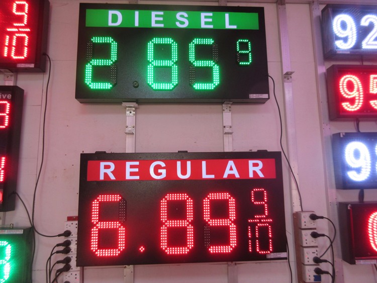 Traffic LED Gas Price Signs 42''4 Digits 88.88 Remote Control / Button Operation