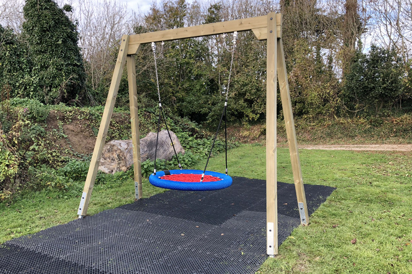Tree Circular Flying Saucer With Ropes Spider Swing Netted Webbed Seat