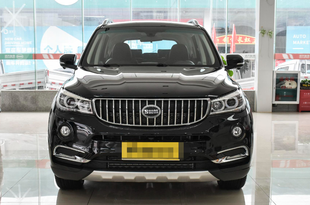 BWM X7 Medium Sized SUV 1.5T With 7 Seats 6 Speed Manual 180Km/H