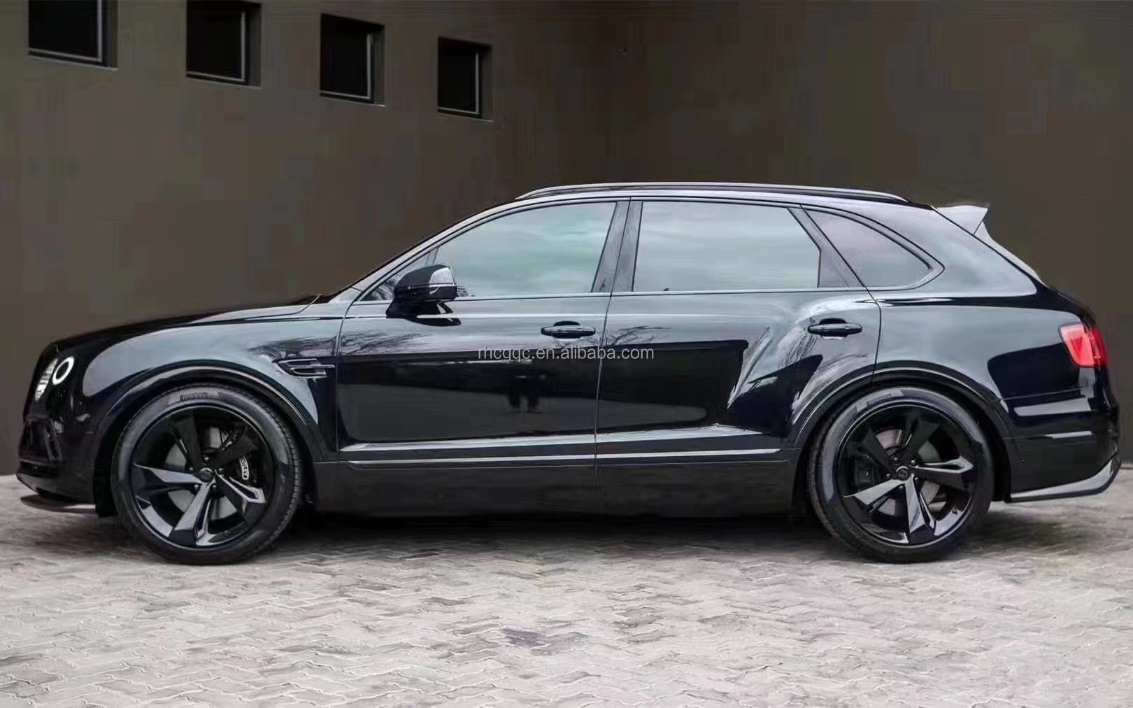 For Bentley Bentayga Carbon Fiber Body Kit Bentayga Upgrades the W12 Style Carbon Fiber Front Lip Diffuser Spoiler