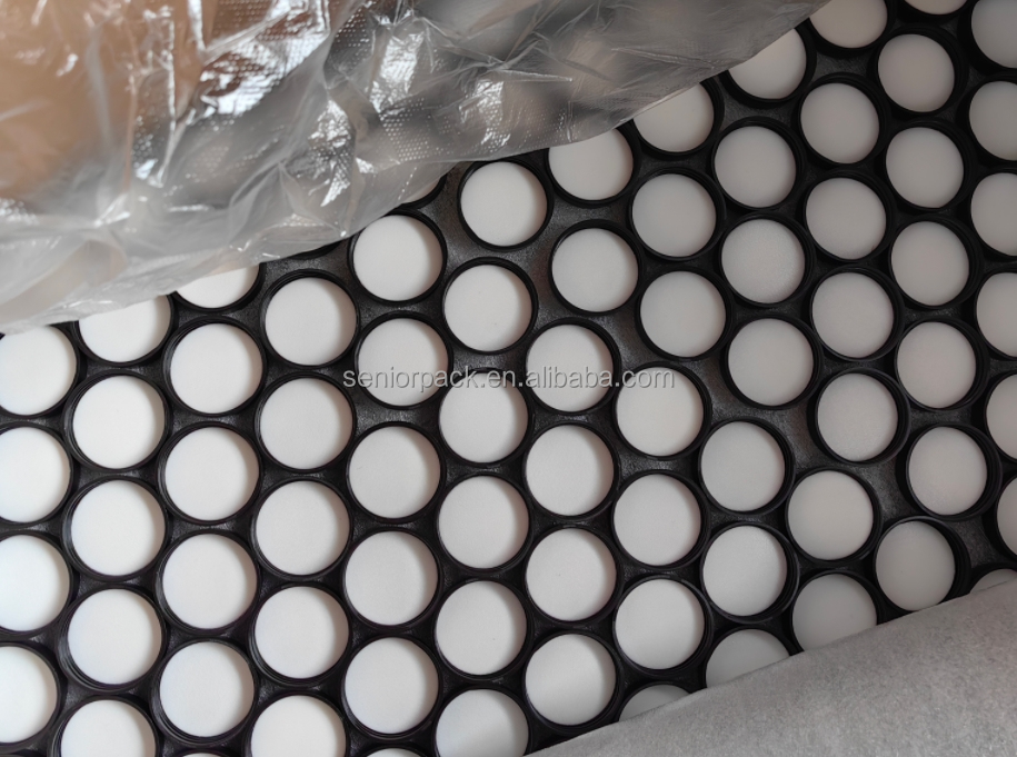 OEM/ODM Acceptable 1oz 2oz 5g 10g 20g 30ml 50ml Gold Lid Empty Plastic PP Nail Gel Jar for Screen Printing