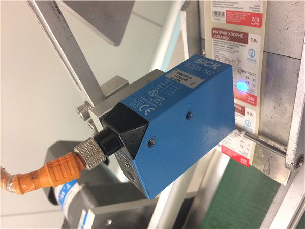 Automatic Carton Box Corner Labeling Machine Corner Wrap Label Applicator