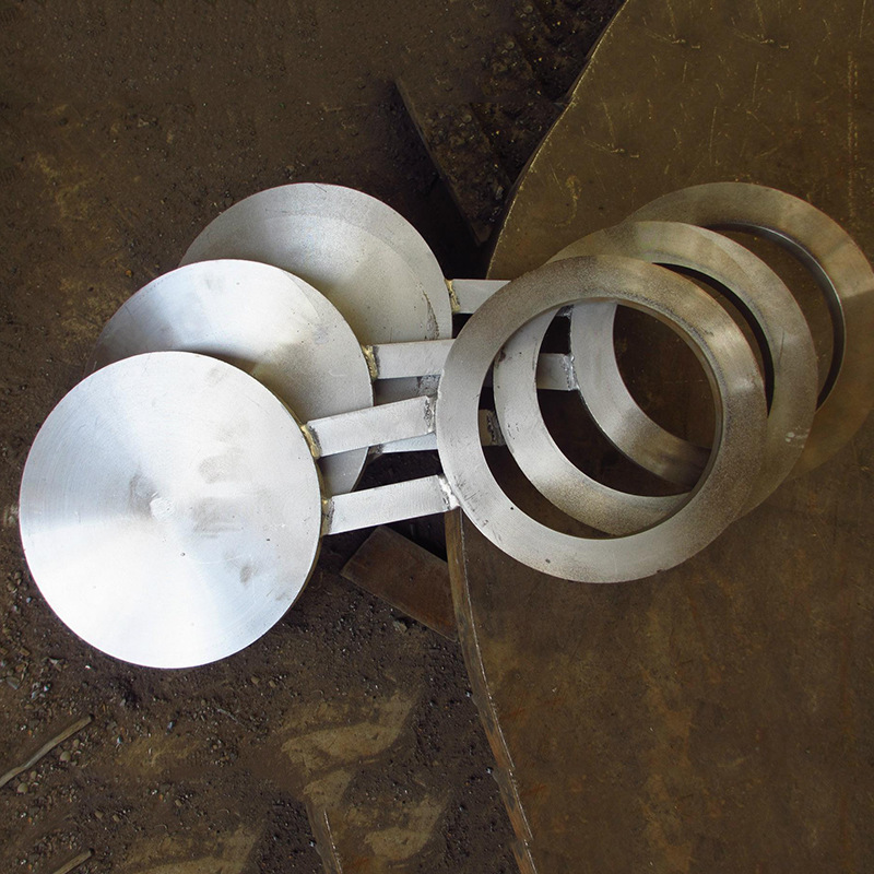 DIN Standard NXF DN 15-1200 Class 150-2500 ASTM B574 B619 ALLOY C-4/W.NR 2.4610/UNS N06455/AWS 052 Blanks Figure 8 Blanks