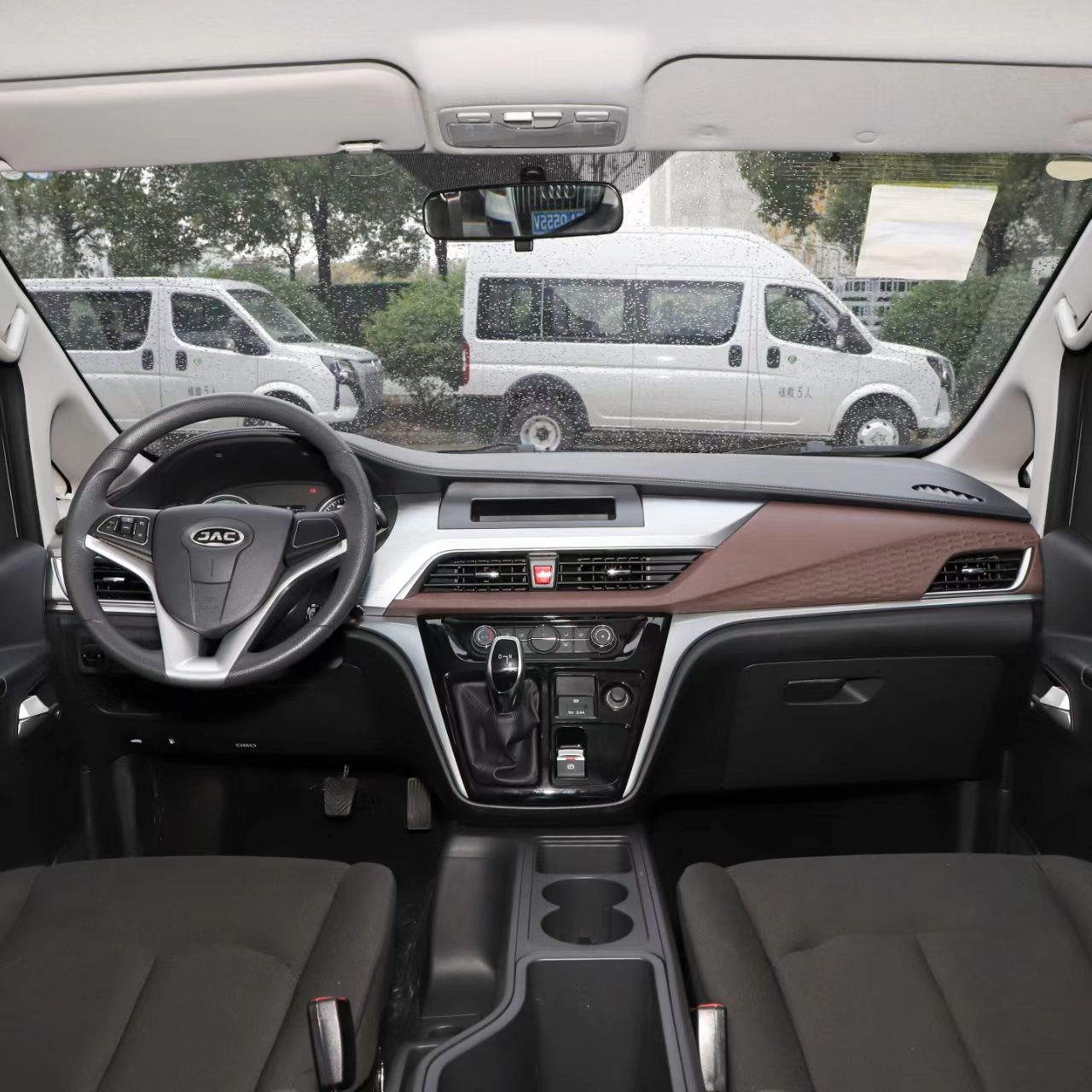 JAC ruifeng M3 2024 PLUS 2.0L HEV Compact SUV 4 doors 7/9 seats MPV Advanced Technology