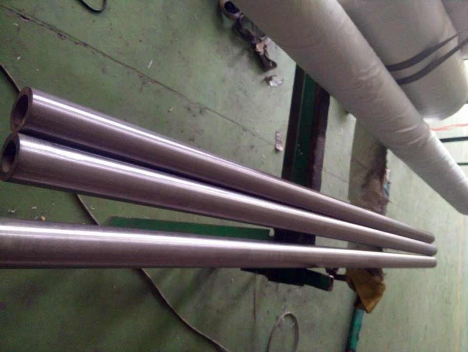 Inconel 600 Alloy 600 ASTM B516 N06600 Nickel Chromium Iron Alloy Welded Tubes