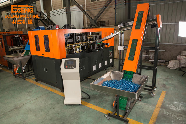 PET 4 Cavity Mineral Water Bottle Making Machine 4.5*1.6*1.9m