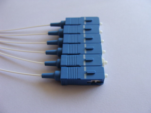 FTTH FTTB 12 Cores SC UPC 0.9mm Optical Pigtail
