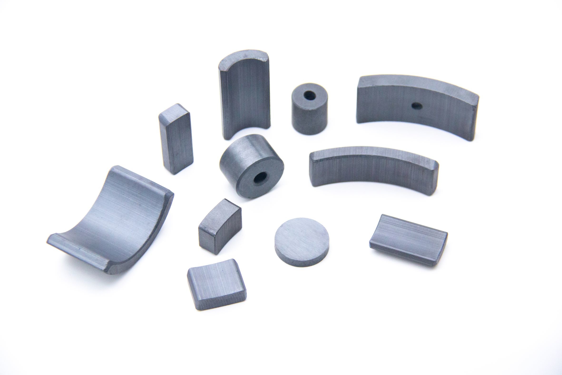 Permanent Magnet Ferrite To Power Fans At High Summer Temperatures Fan Ferrite Magnets