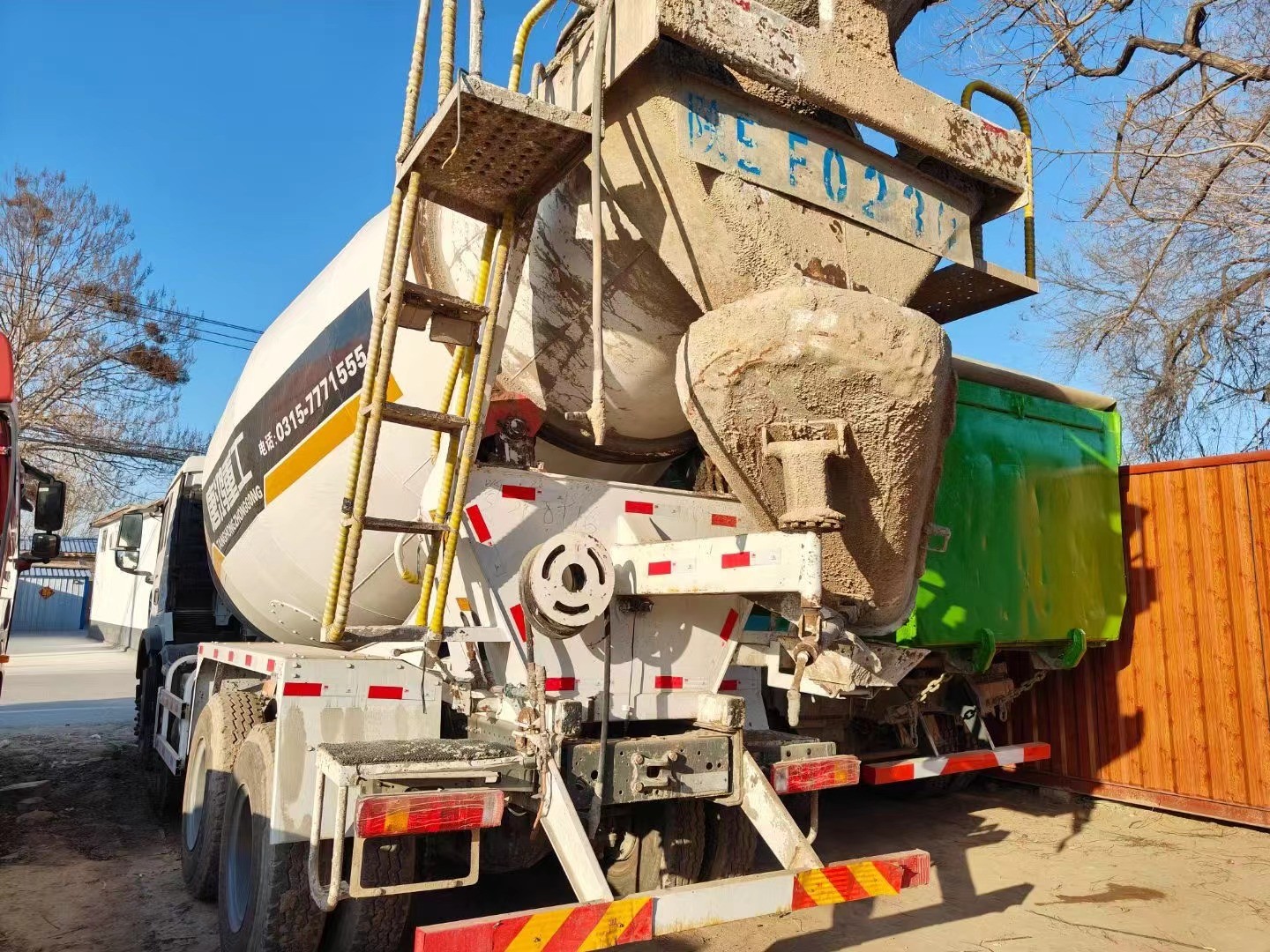 HOWO 14Cbm 2021year March Weight 31000kg Used Concrete Mixer Truck National Five Emission