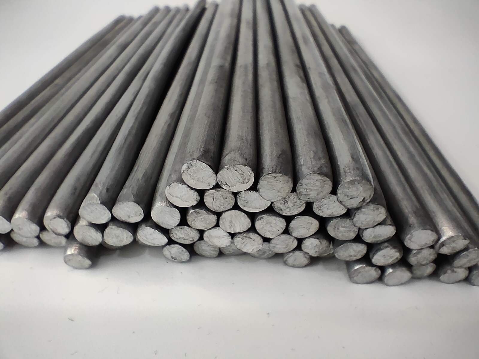 OD 50mm 70mm 80mm 120mm Nickel Alloy Bar Inconel 601 Rod 550MPa Tensile Strength