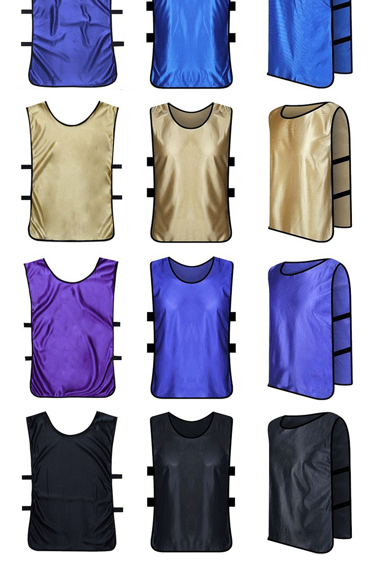 Football uniforms wholesale custom logo printed cheap Pinnies Melee vests Football apiralls wear football training vests against