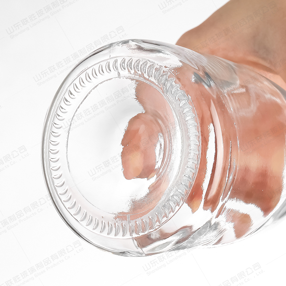 Whiskey Wine Gin Glass Bottle 500ml with Acceptable Customer's Logo Made of Glass