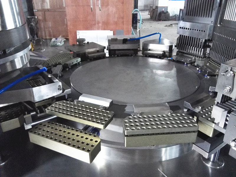 China Capsule Filling Machine Supplier With Automatic Loading Powder and Empty Capsule Device