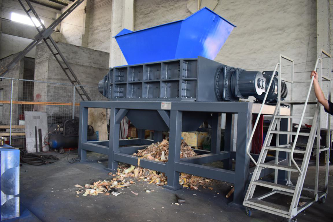Bed Shredder Sofa Shredder Municipal Solid Waste Bulky Furniture Two Shaft Shredder With CE